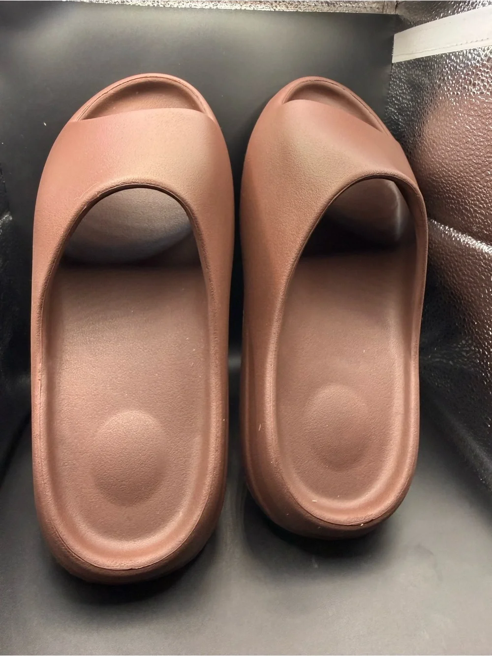 Yeezy YS-01 slide in Fudge size 13
